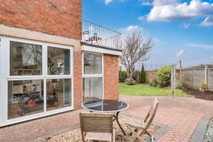 Photo 21- click for photo gallery